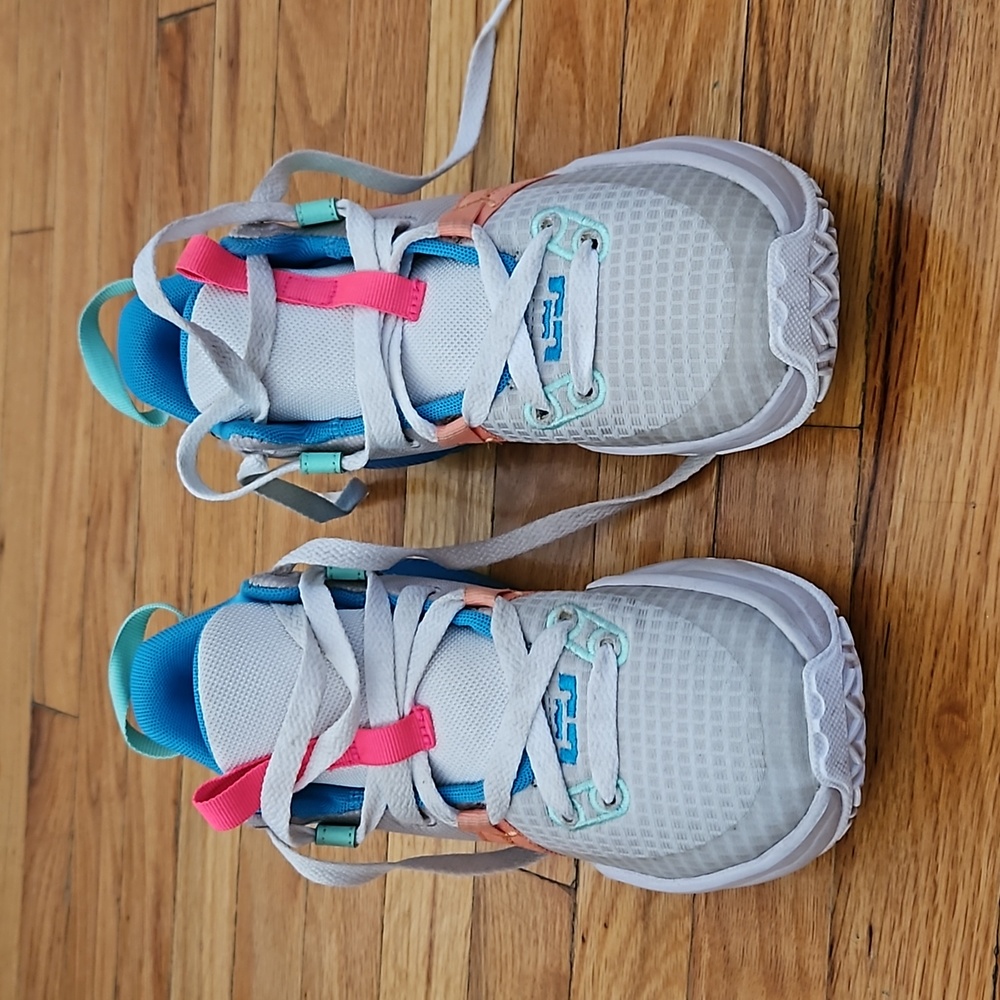 Kids size 5 LeBron Hightops